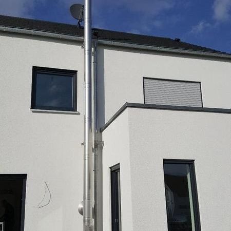 Edelstahlschornstein für einen Kaminofen in "matt" (Huchenfeld)