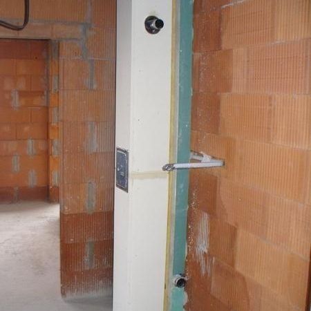 Reinigungsöffnung und Anschluss für die Gas-Brennwert-Therme